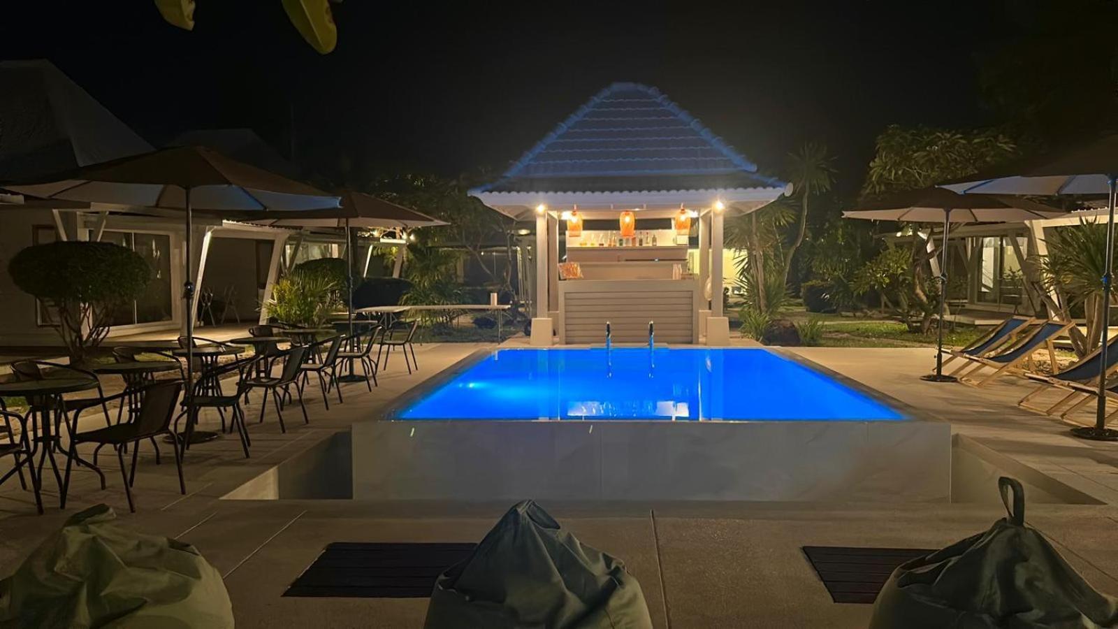Thiptara Resort - Adults Only Praia de Mae Nam Exterior foto