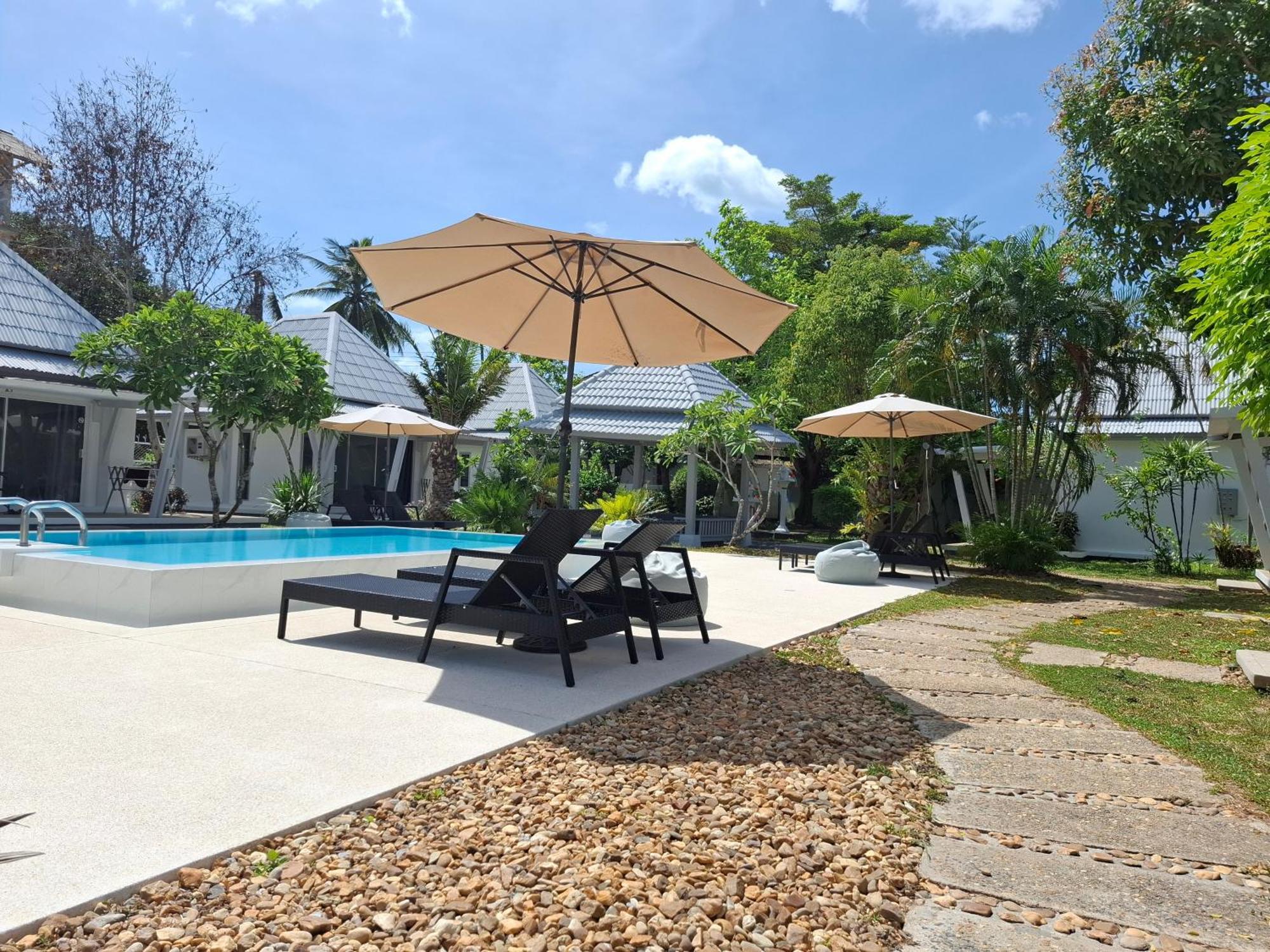 Thiptara Resort - Adults Only Praia de Mae Nam Exterior foto