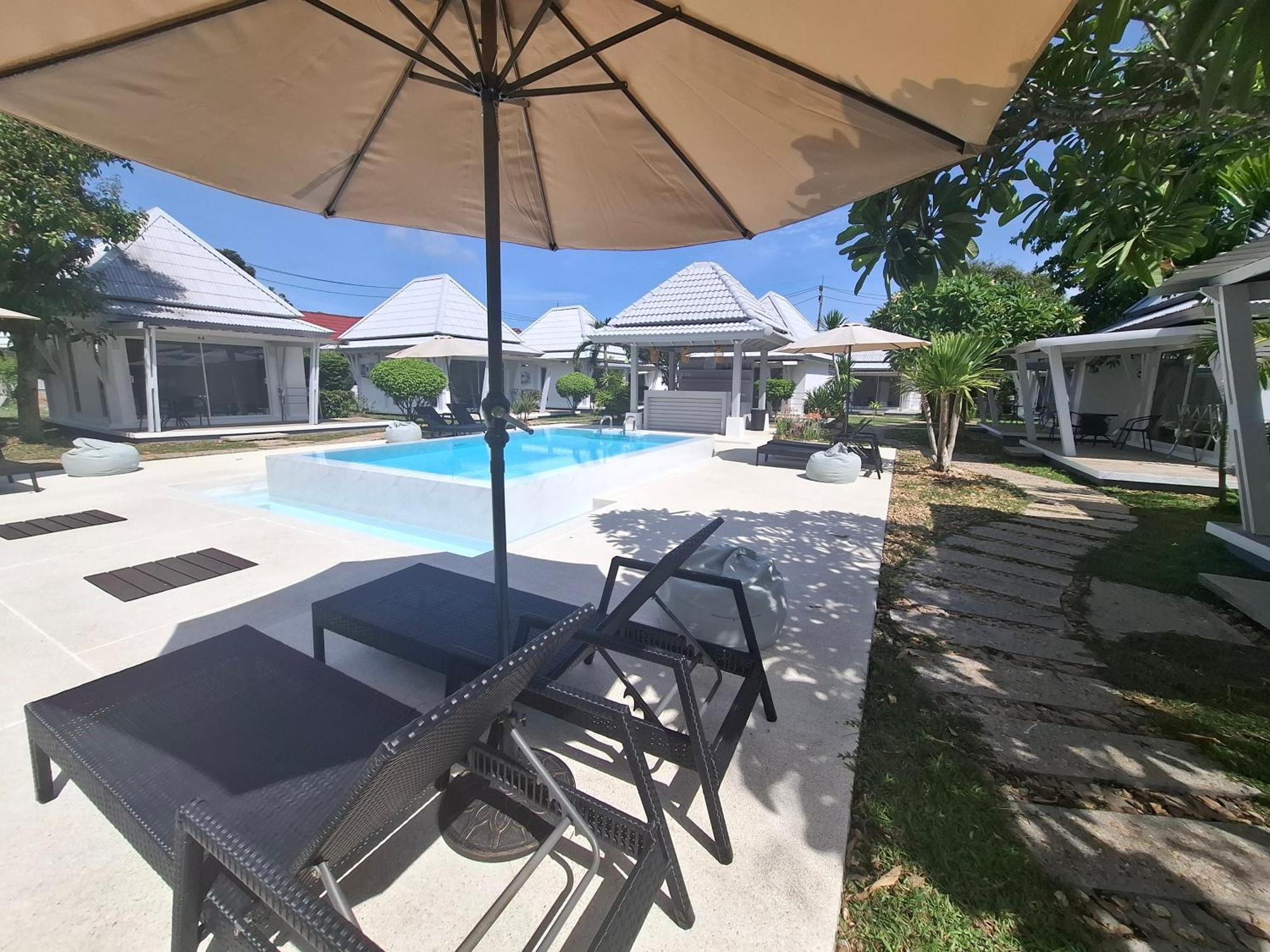 Thiptara Resort - Adults Only Praia de Mae Nam Exterior foto